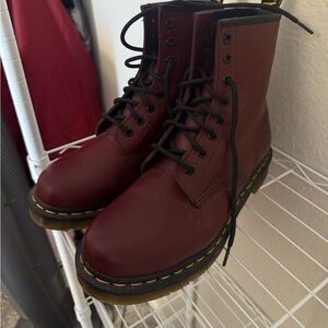 Dr Martins really nice boots used a couple of times only. ❤️